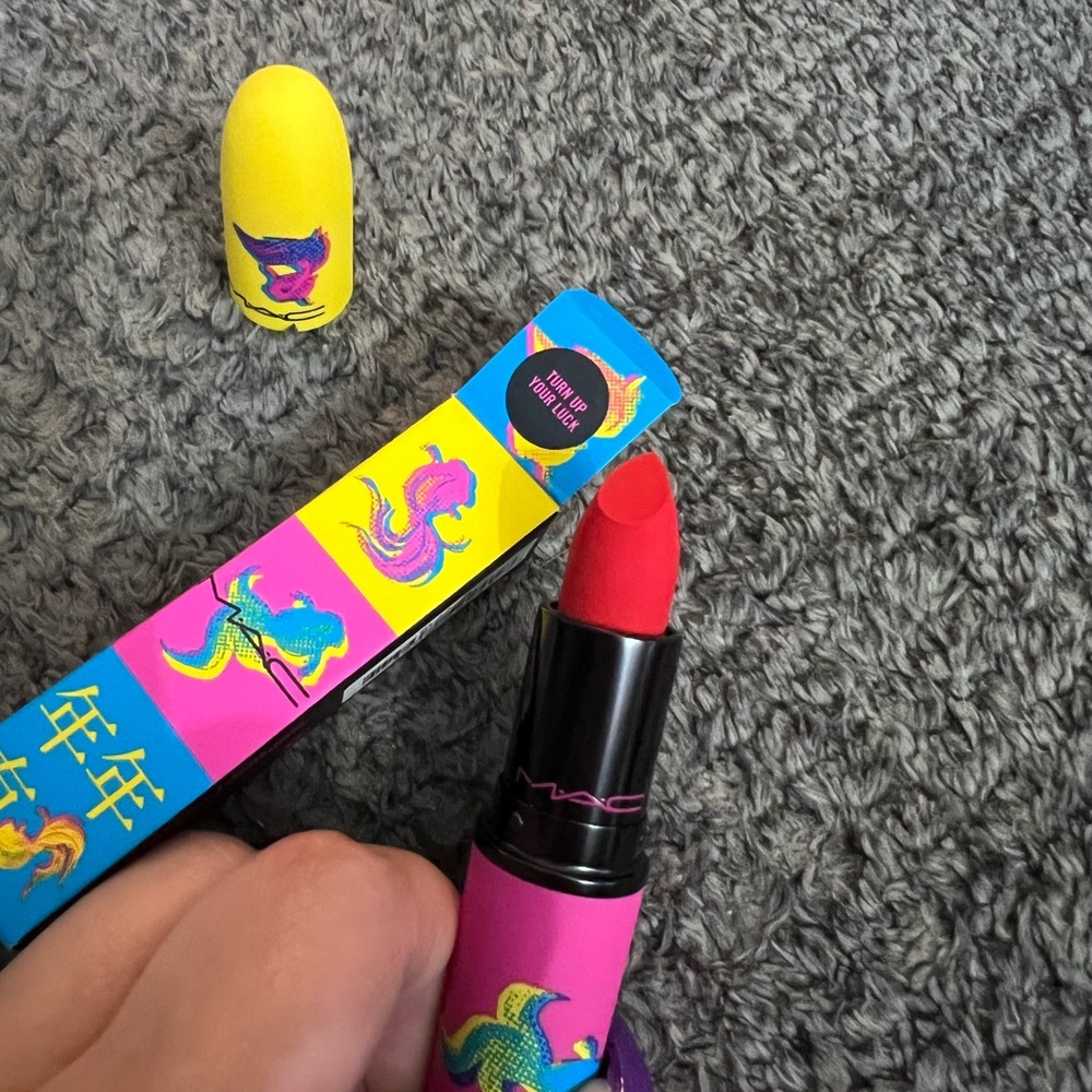 MAC Moon Masterpiece Powder Kiss Lipstick - Picture 3 of 6